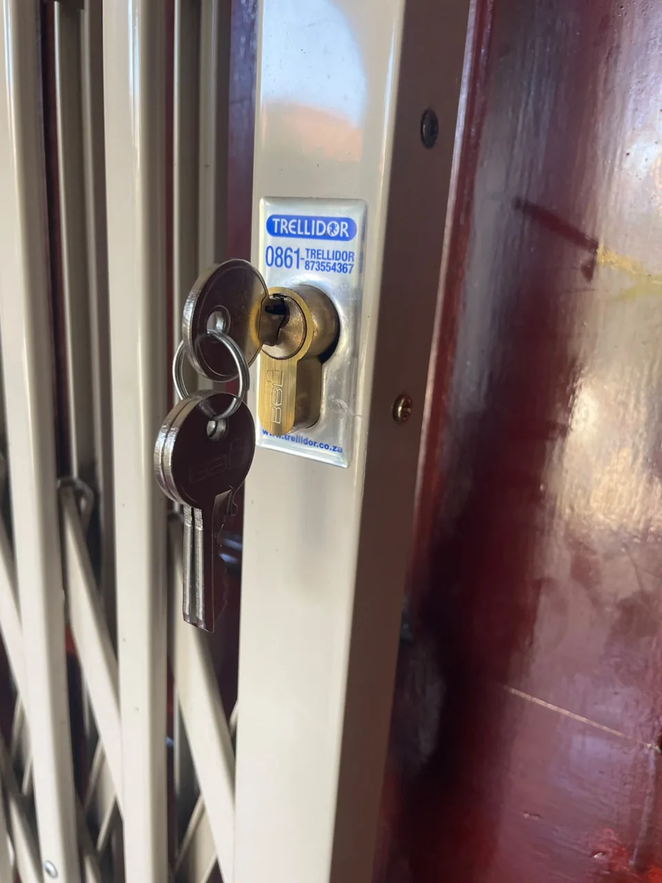 Exclusive Locksmiths lock and hardware work